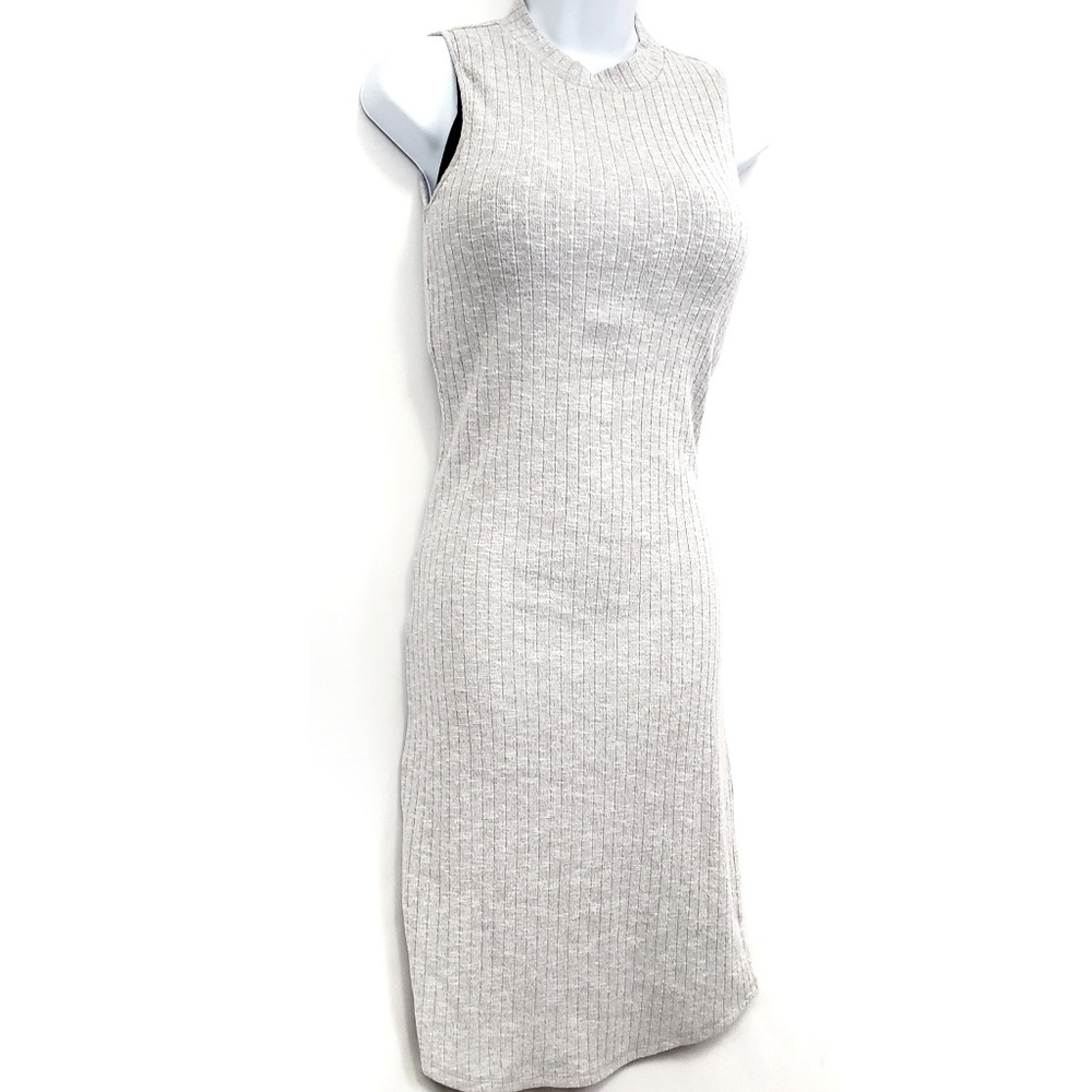 NEW Cupcakes and Cashmere Light Grey Sleeveless Mock Neck Rib Knit Sweater Dress